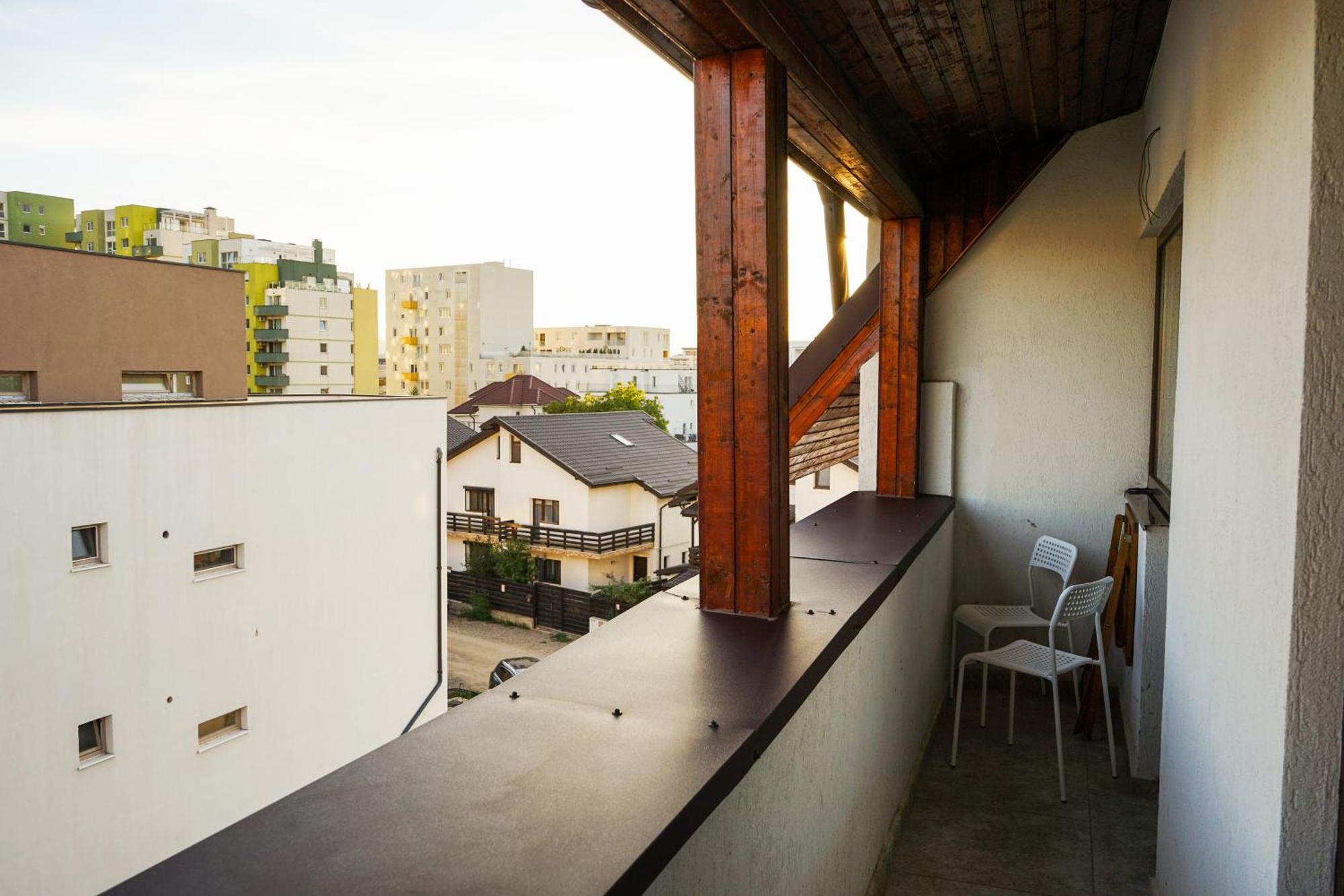 Mirandis Apartments - Comfort & Private Parking Near Coresi Mall Brasov Ngoại thất bức ảnh